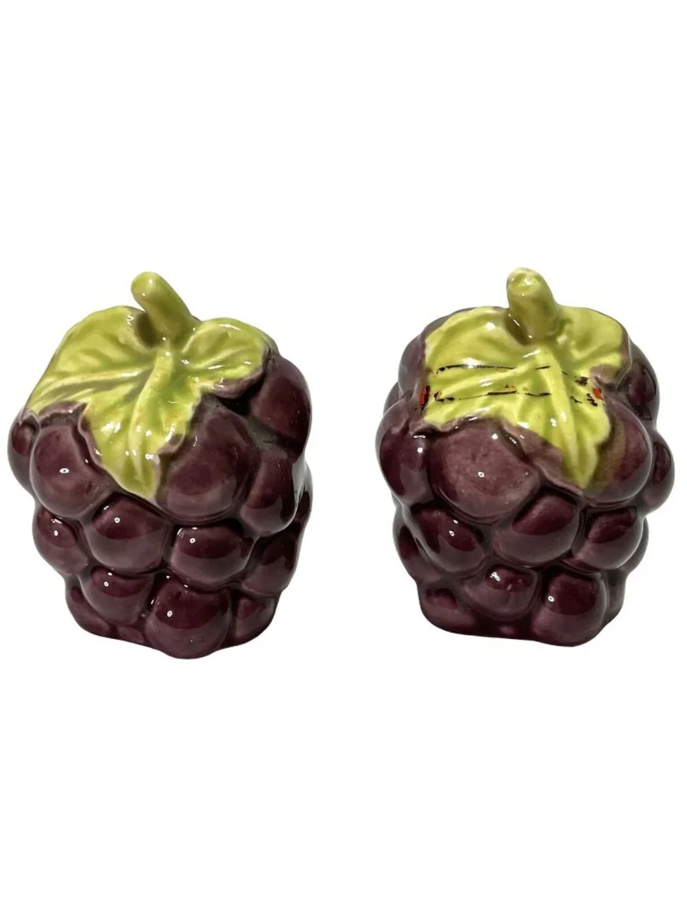 Vtg Grapes Salt & Pepper Shakers Ceramic 3